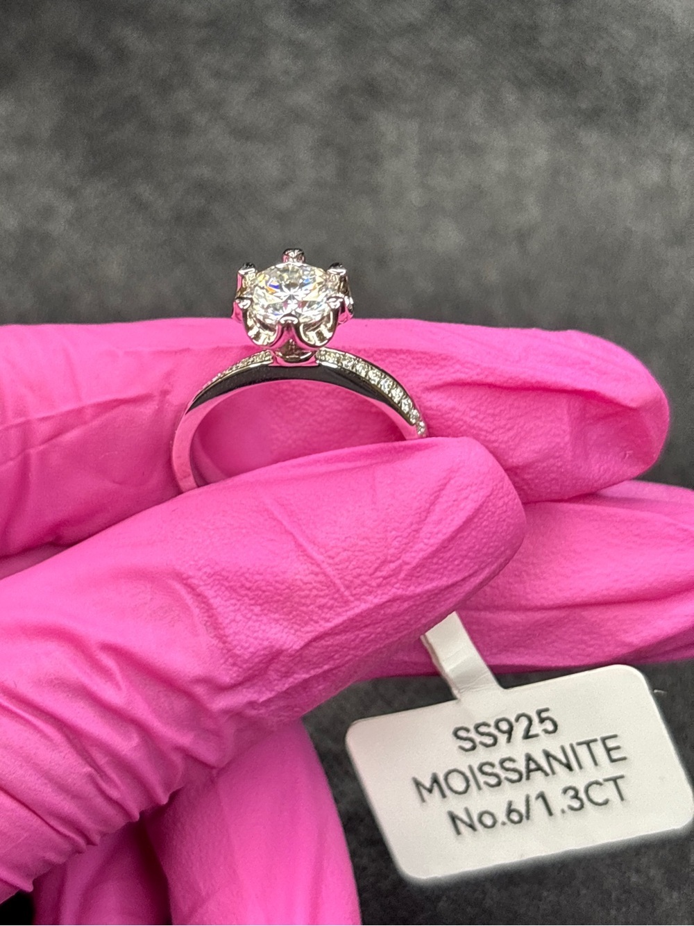 VVS Moissanite Solitaire Ring Size 6